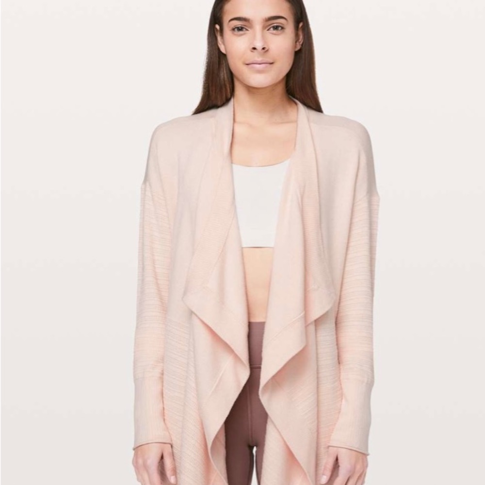 Lululemon Find Your Calm Wrap Chantilly Size 2